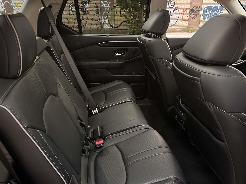 2023 Honda Pilot Elite