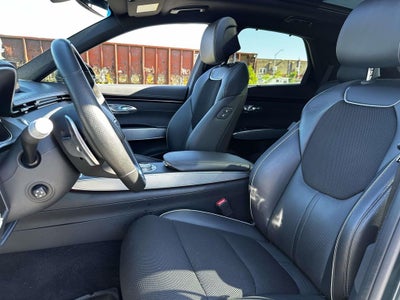 2024 Genesis GV70 2.5T