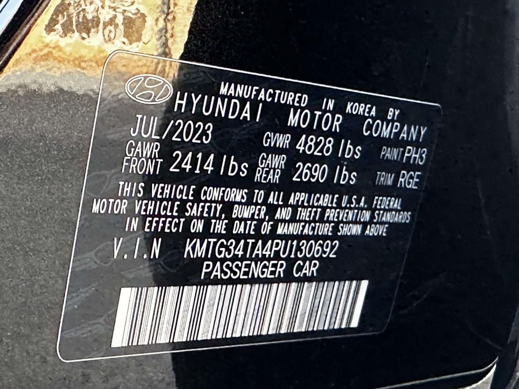 2023 Genesis G70 2.0T