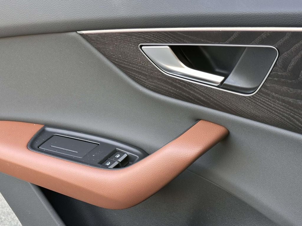 2021 Audi Q8 55 Prestige quattro
